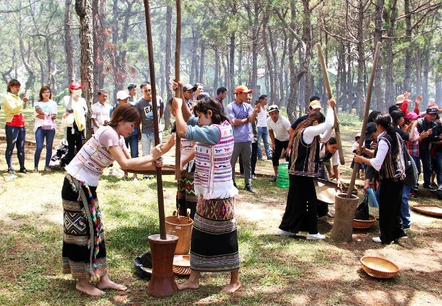 Những trò chơi dân gian có ý nghĩa vói người dân tộc thiểu số